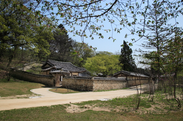 (보물) 여주 영릉 재실
